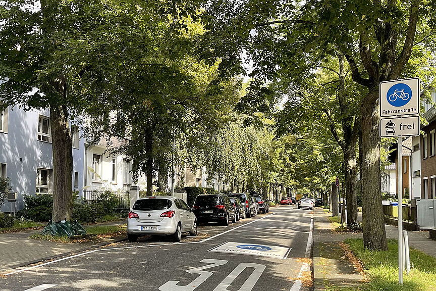 Luisenstraße beruhigte Straße in Hilden
