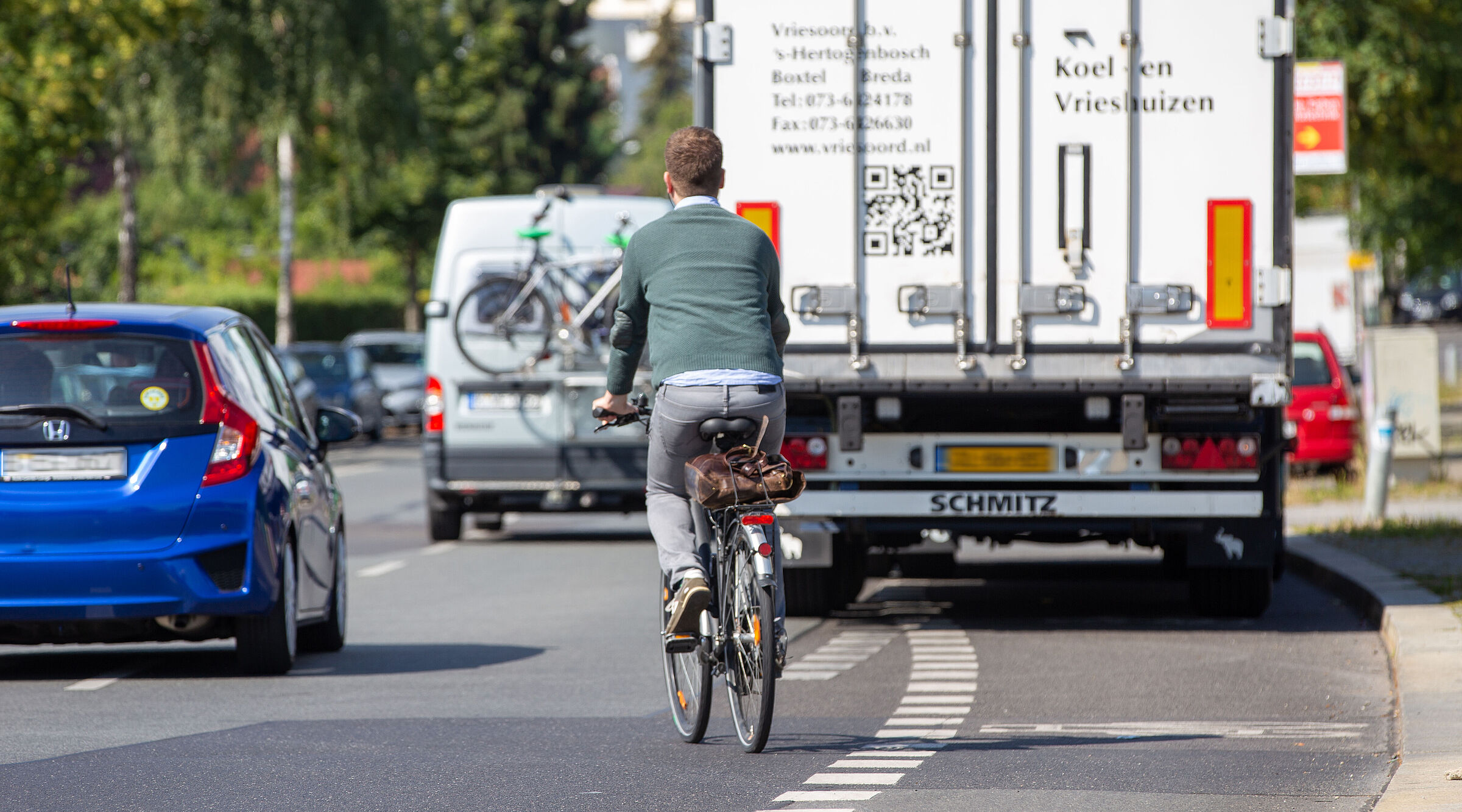 Zugeparkter Radweg