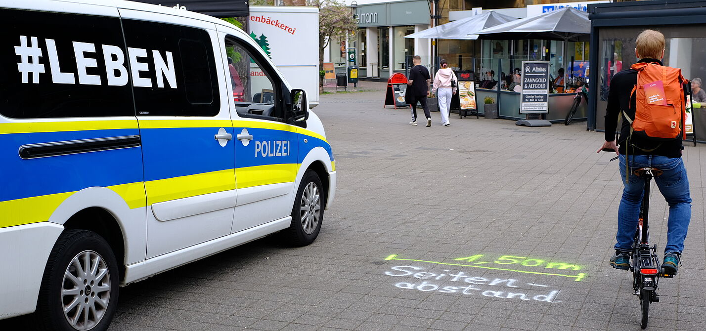 2026-04-17_Dormagen_Verkehrssicherheit__ADFC_NRW Fahrrad und Auto