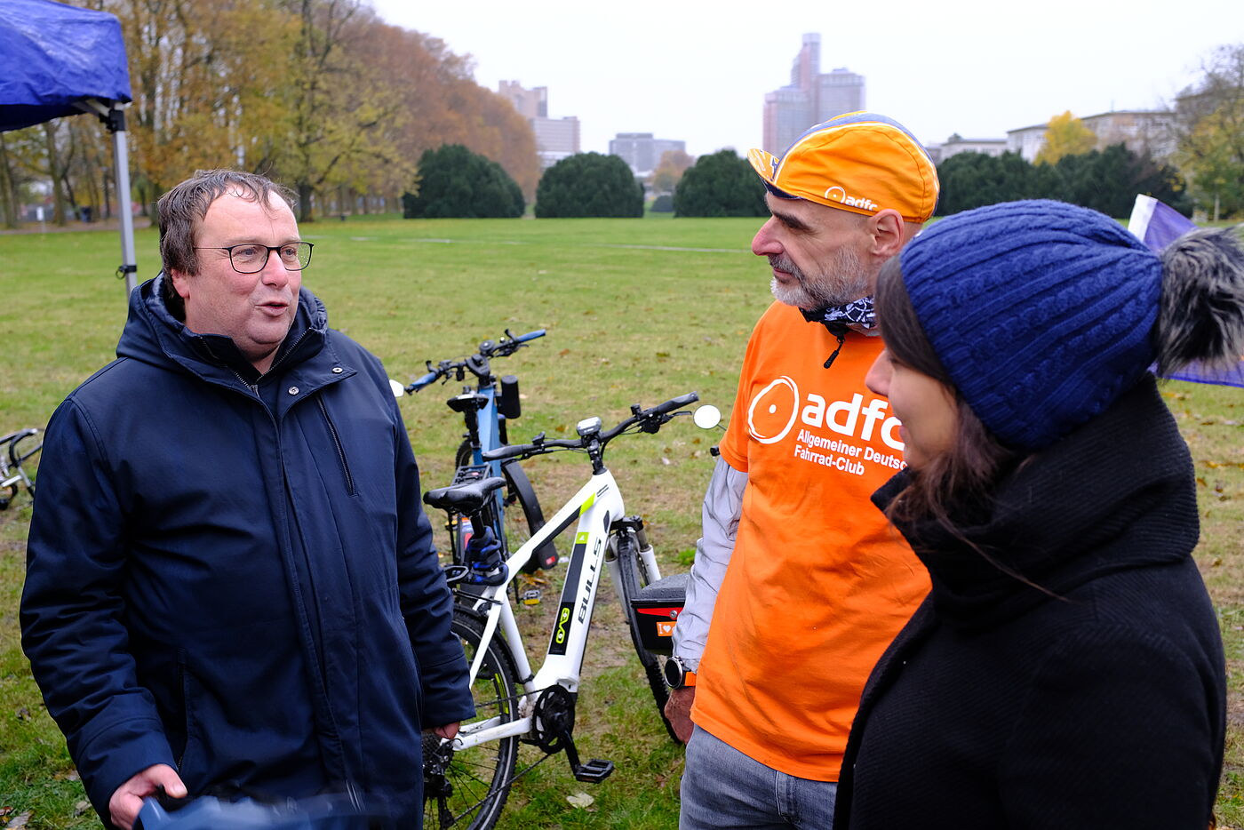 Radschnellweg: Zeit gewinnen, sicher fahren! 