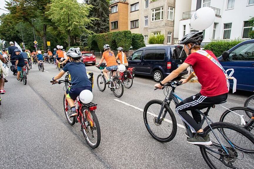 jufafe 2019 Raddemo Die AKTIONfahrRAD sucht auch 2022 wieder „Deutschlands fahrradfreundlichste Schule“.