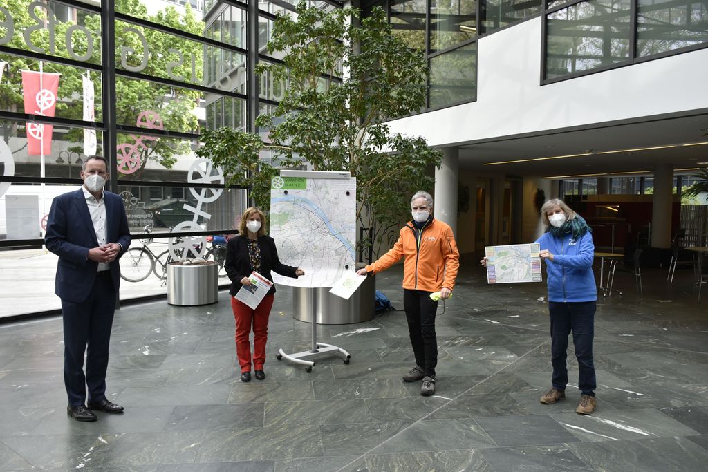 Mapathon Mainz Übergabe Wunschradnetz